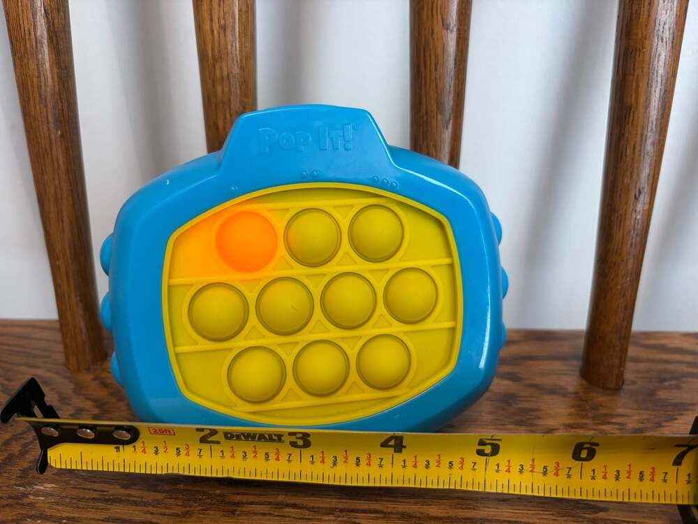 Pop It! PRO The Light-Up Pattern-Popping Electronic Game Buffalo Games